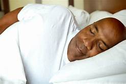 Ask the Chiropractor: What is the Best Sleep Position to Avoid Back Pain?