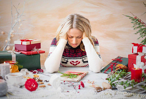 Making the Holidays Less Stressed: 7 Tips