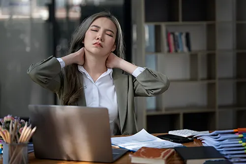 Neck Pain From Screen Time: What You Should Know